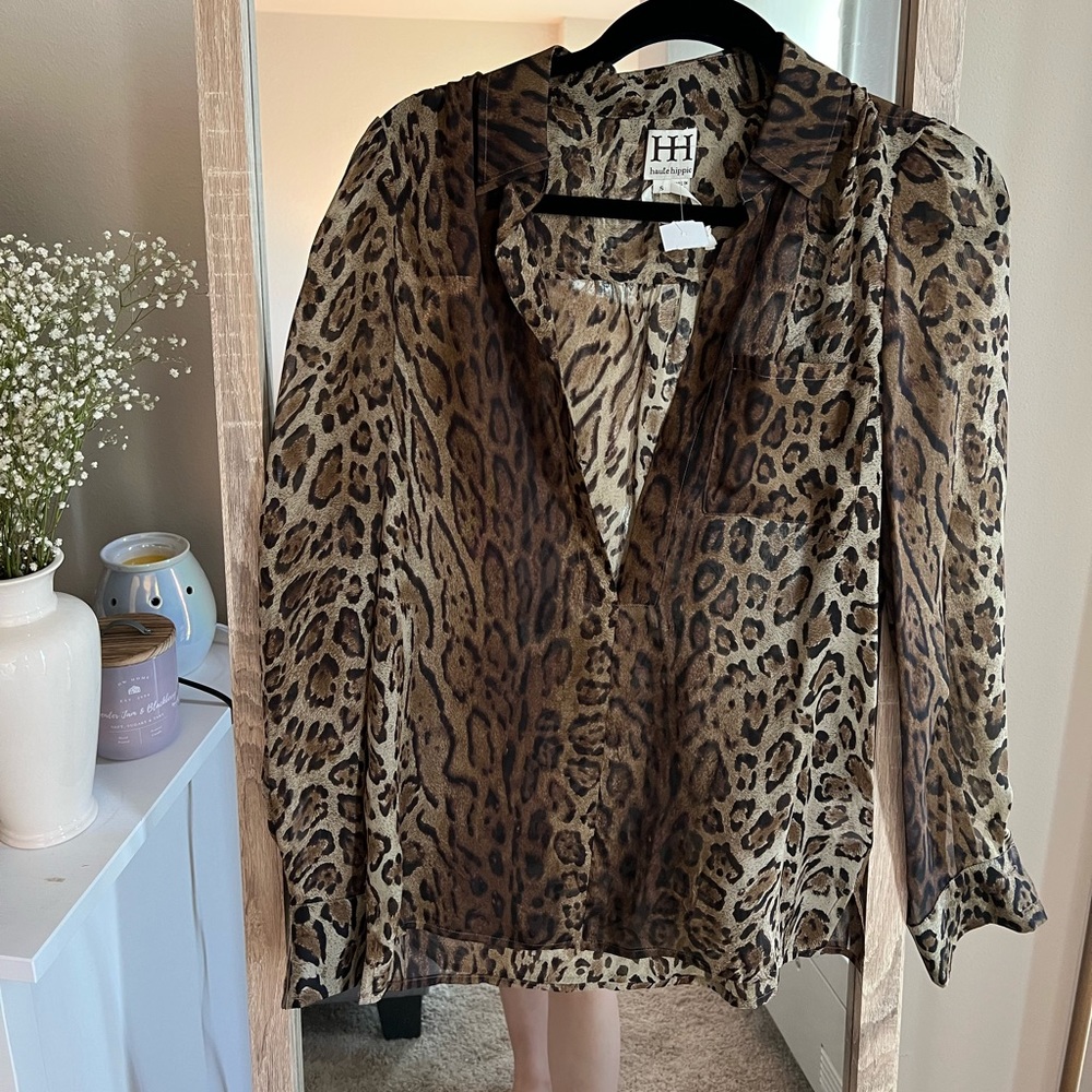 Haute Hippie 100% Silk Long Sleeve V-Collar Blouse